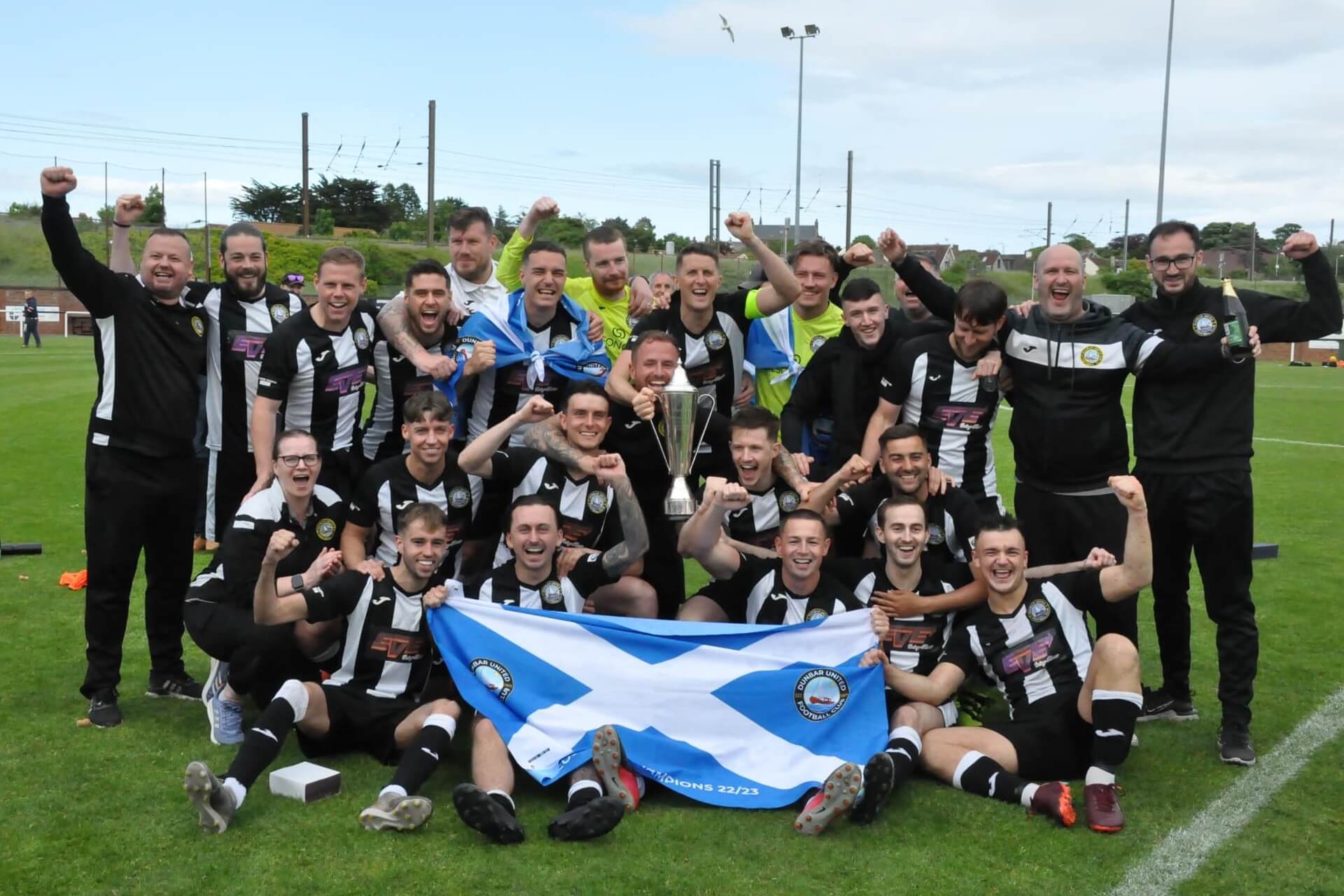 Dunbar United F.C. The Official Home of Dunbar United, The Seasiders